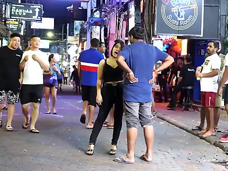 Pattaya ambling gade natteliv 2019 (Thai Piger)